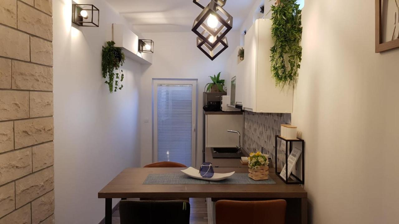 Guest House Adriatic Split Exterior photo